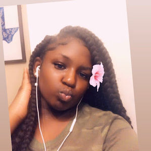 Meet your Posher, Jamira